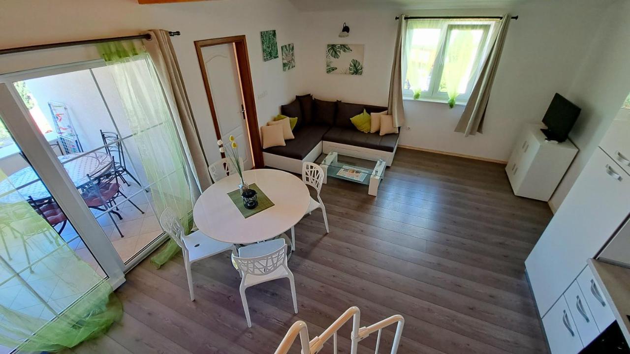 Apartment Oaza Mira Tribalj 外观 照片