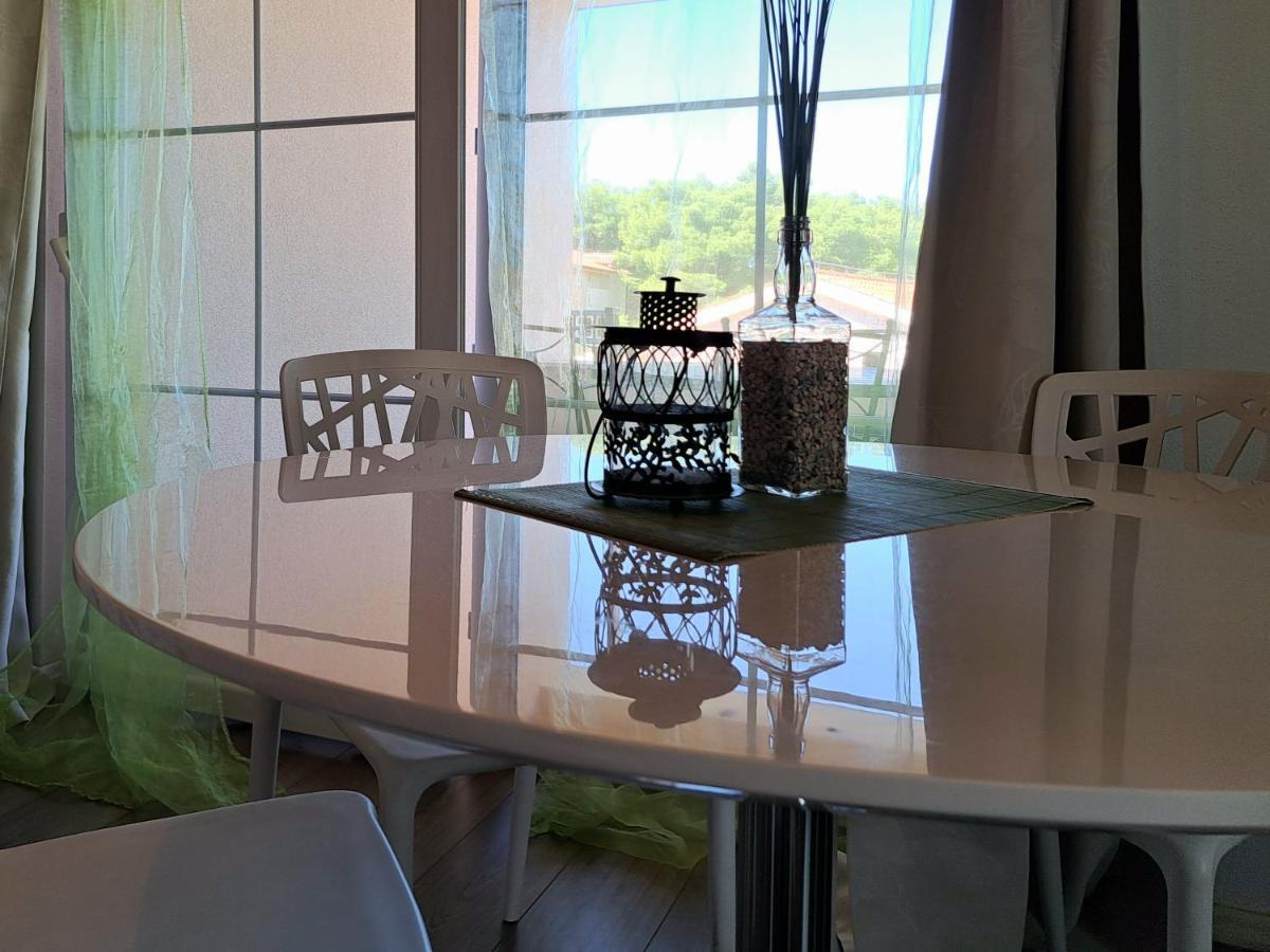 Apartment Oaza Mira Tribalj 外观 照片