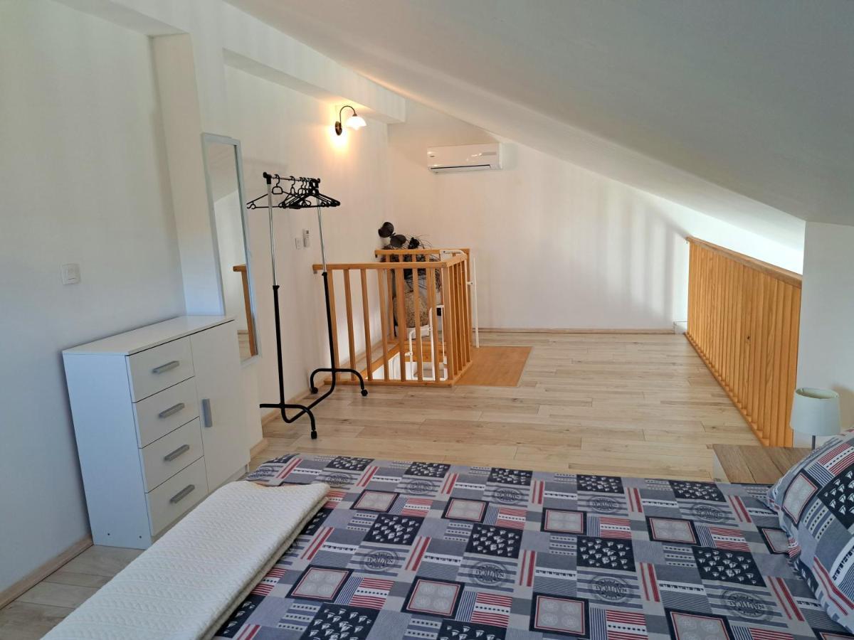 Apartment Oaza Mira Tribalj 外观 照片