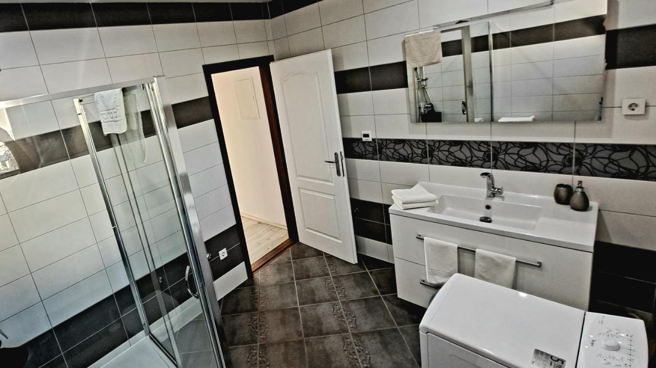 Apartment Oaza Mira Tribalj 外观 照片