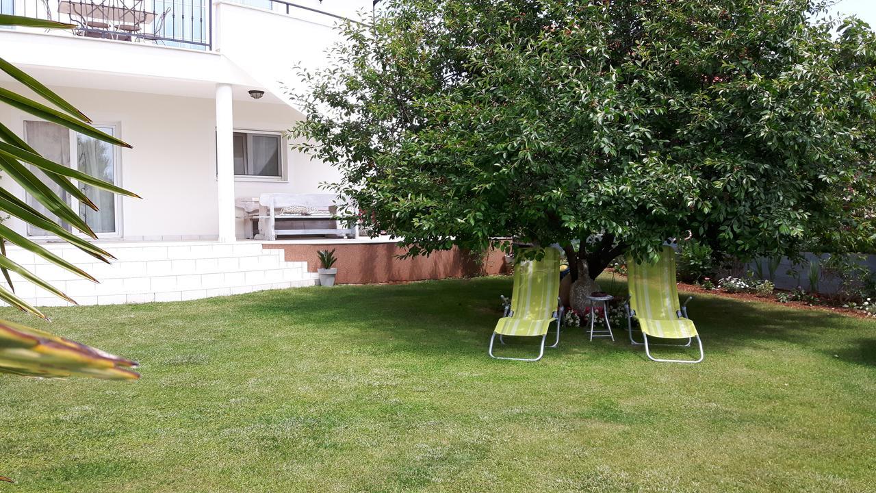 Apartment Oaza Mira Tribalj 外观 照片